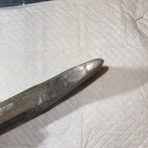 makita 13 inch chisel with 3 inch blade span - Picture 3 of 4